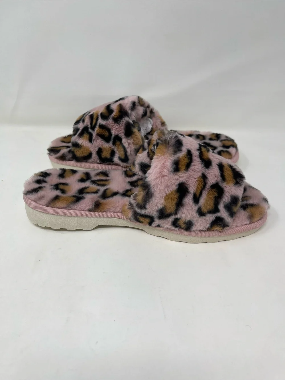 Array Pink Leopard Print Fuzzy Slide Slippers - Picture 7 of 9